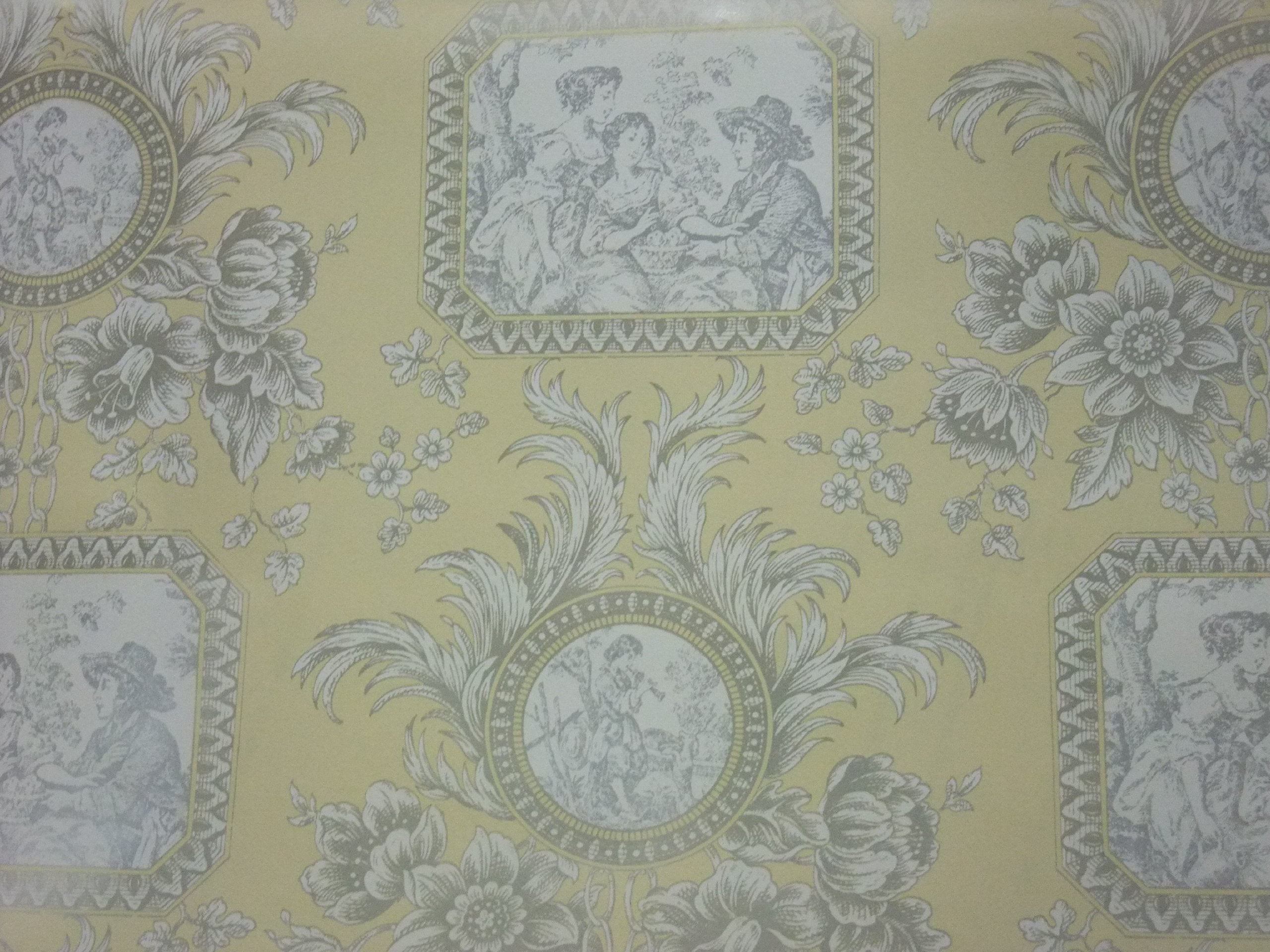 30in. x 12ft. Vintgage Gift Wrap