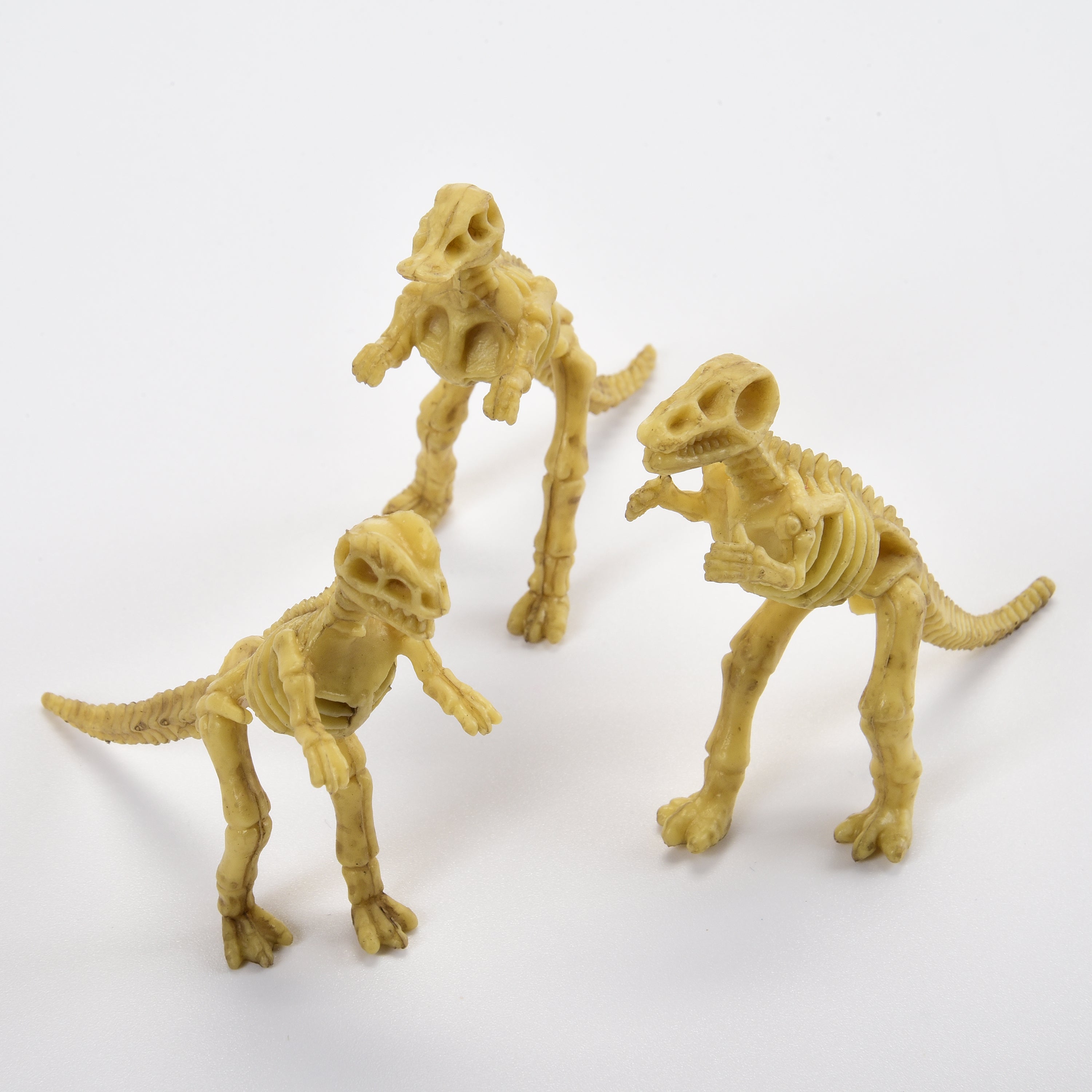 Skeleton Dinos - 12 Count