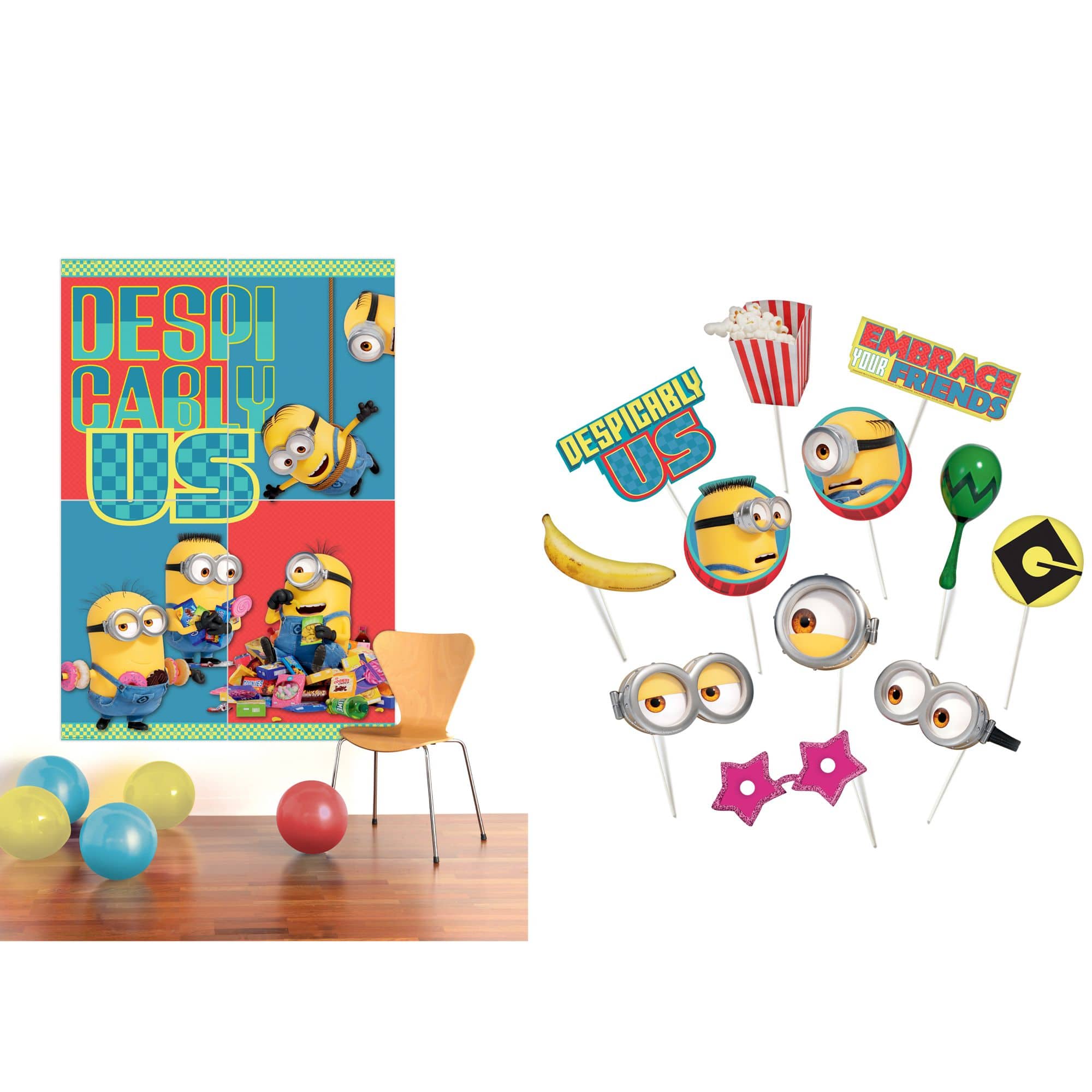 Despicable Me Minion Scene Setter Kit with Photo Props