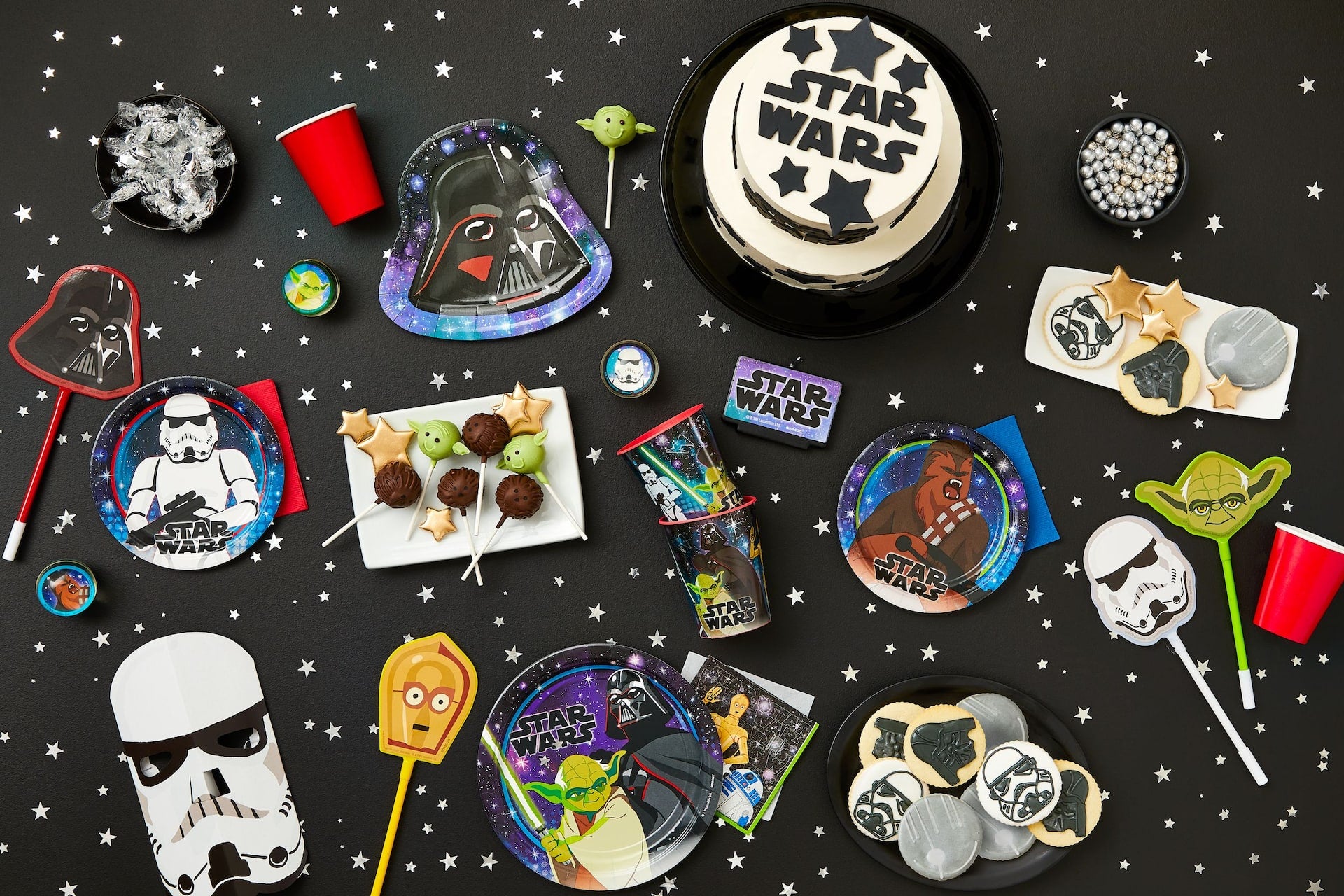 Star Wars Galaxy of Adventures 7" Round Dessert Plates - 8 Count