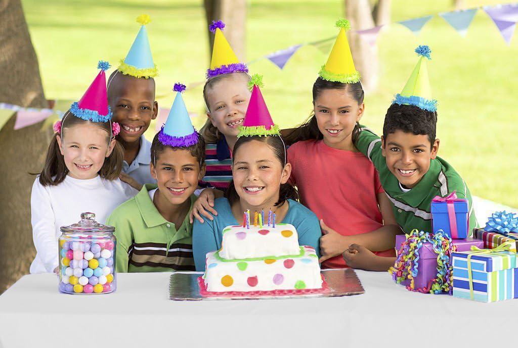 54 In. x 300 Ft. Cut To Size Table Roll  | White | Case of 4