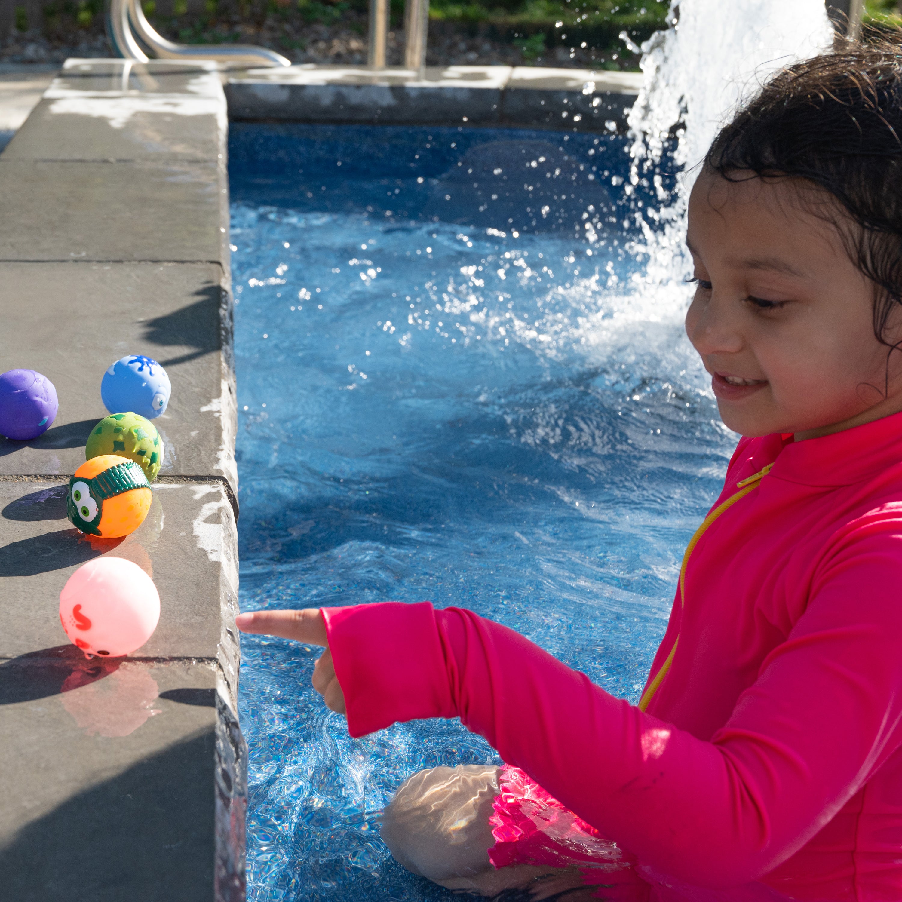 Water Squirt Balls - 12 Count