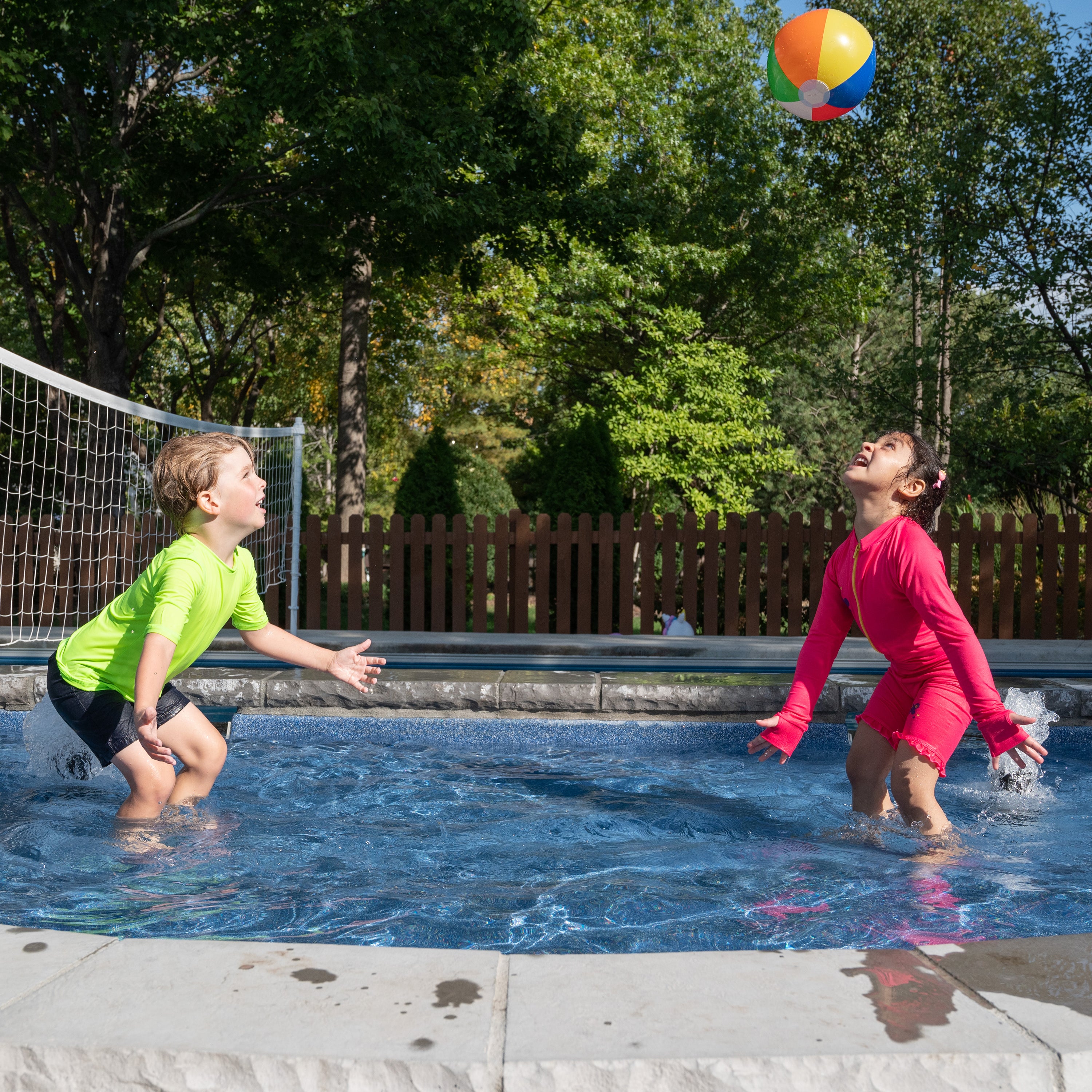 Beachball Inflates/6 In/ 5 In Diam - 12 Count