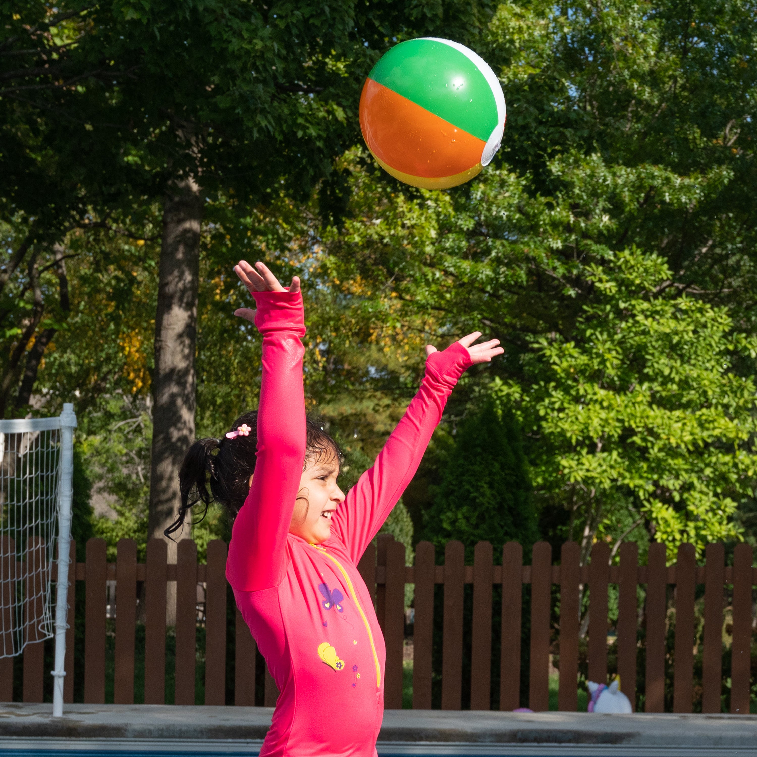 Beachball Inflates/6 In/ 5 In Diam - 12 Count