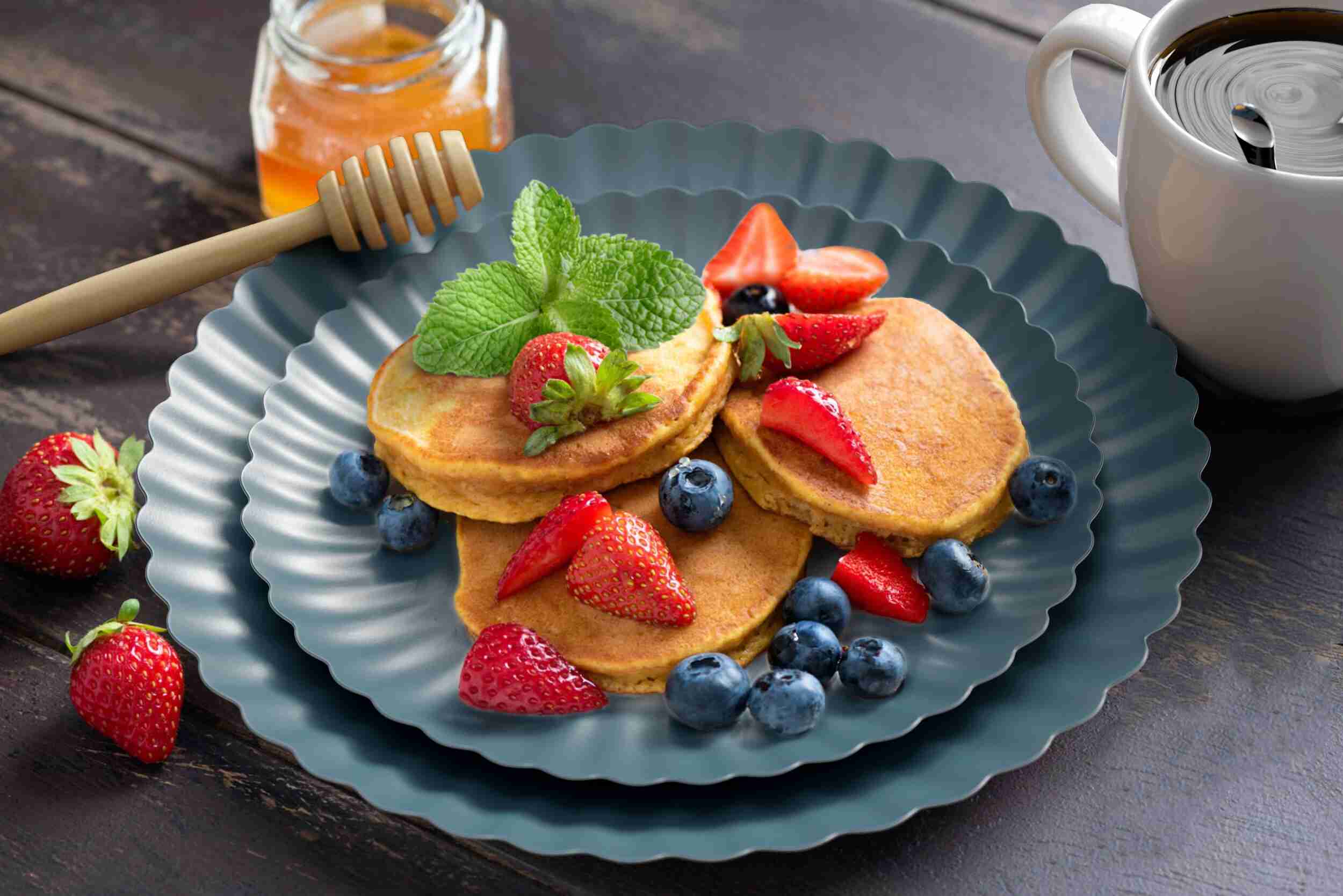 8.5 In. Scalloped Paper Plates - Slate Blue | 10 Count