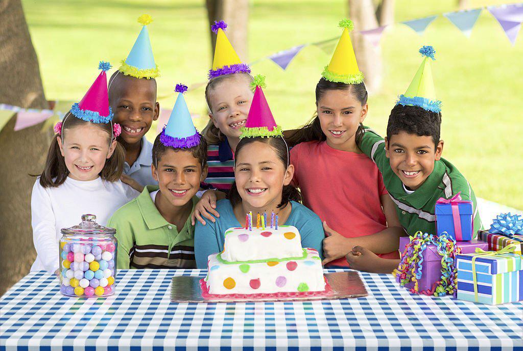 54 In. x 300 Ft. Cut to Size Plastic Table Cover  | Blue Gingham | Case of 4