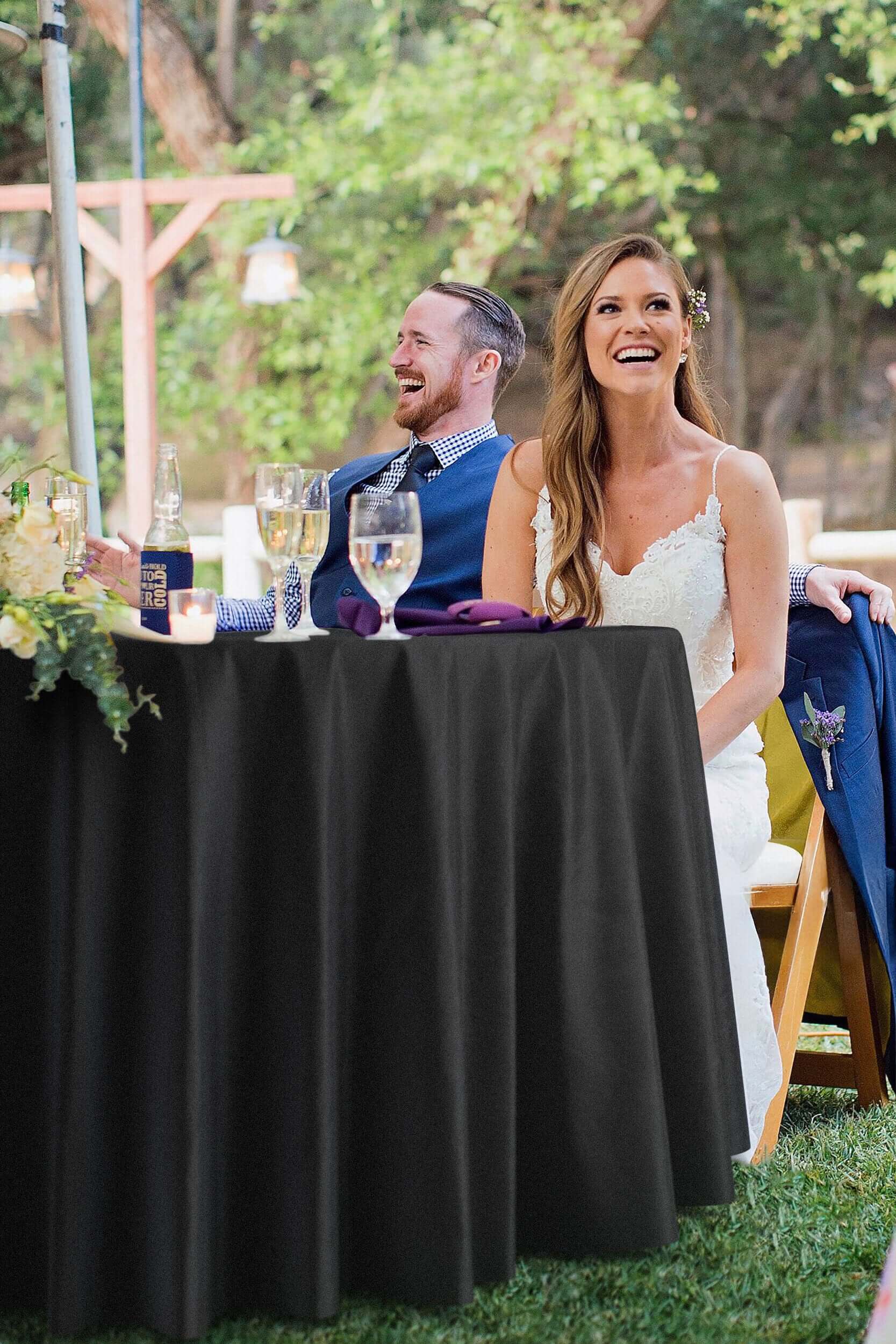 120 In. Premium Round Black Plastic Table Cover